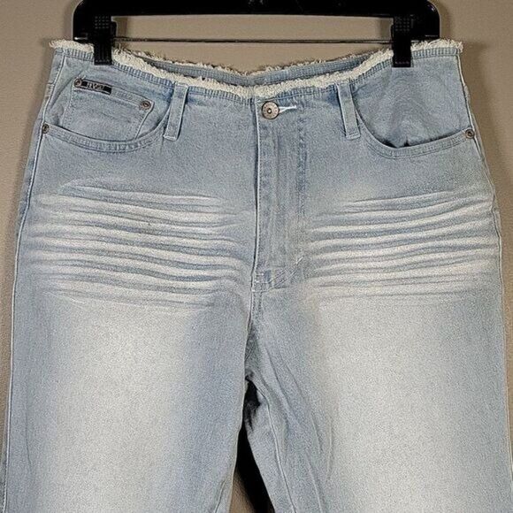 NWOT Revolt Sparkly Jeans Sz 14 - Picture 3 of 9